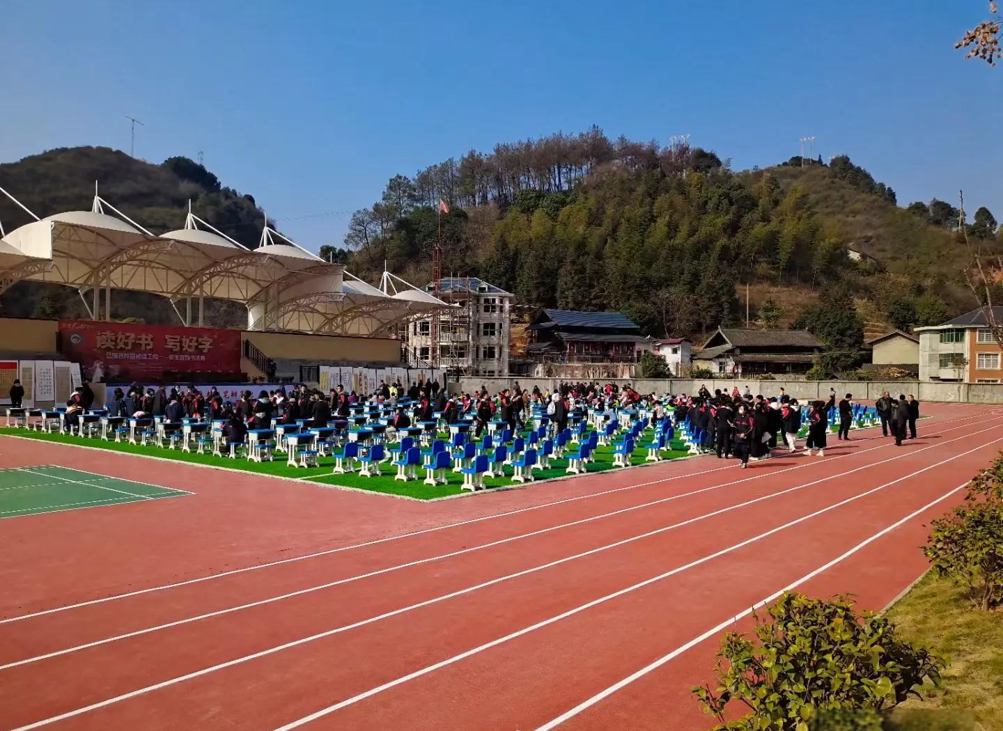 厦门市硅PU学校塑胶跑道 - 价格